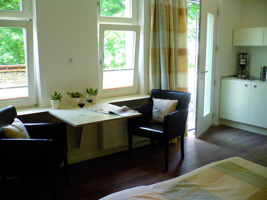 Villa Am Park Erfurt Ruang foto